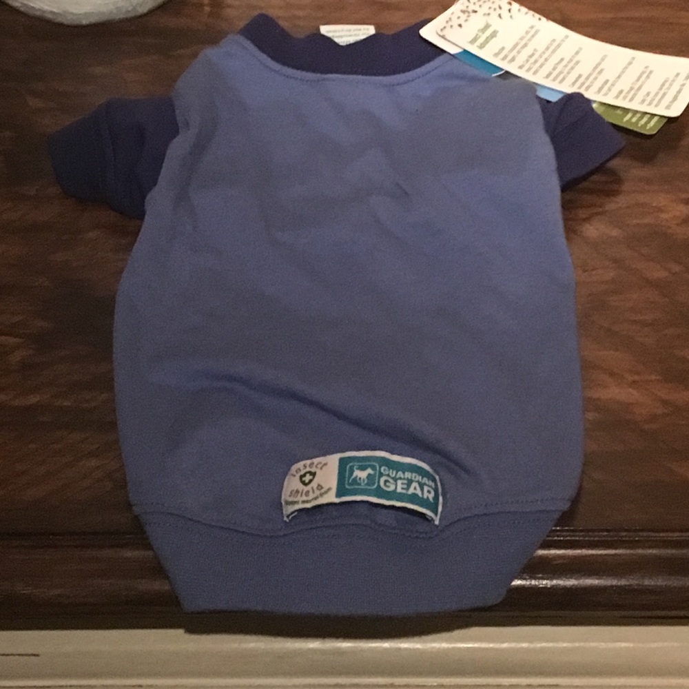 NWT insect shield puppy tee - blue